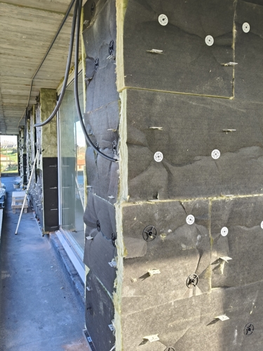 Revestimiento paredes previo coloación de fachada