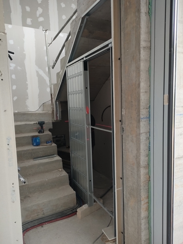 Proceso de Construcción de chalet Escalera Interior