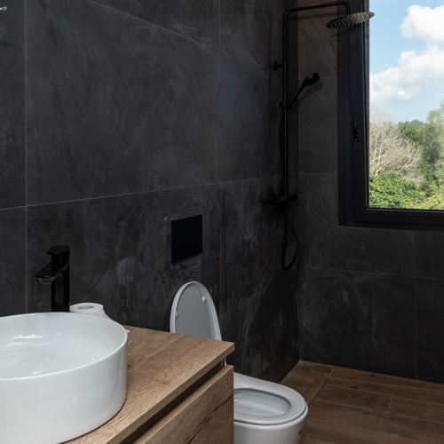 Chalet de lujo terminado - Baño con vistas